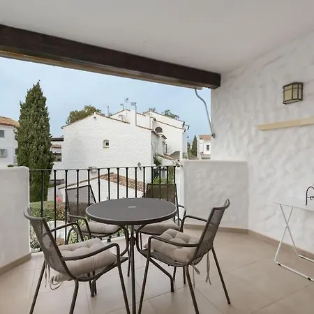 Apartment Lovely Benavista Walk To Rdr361 Estepona